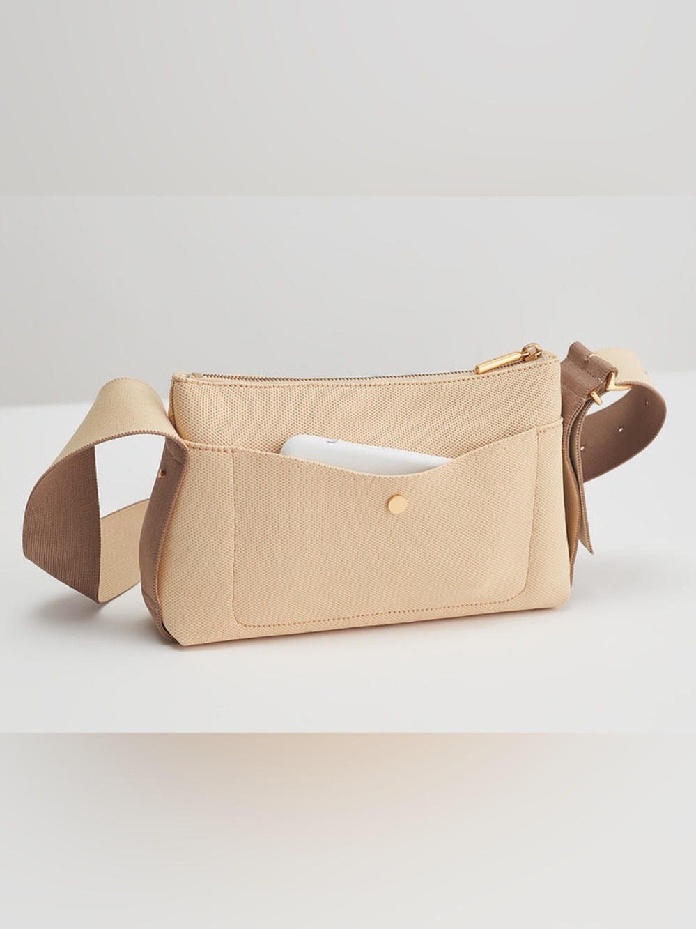 Cuyana sling bag